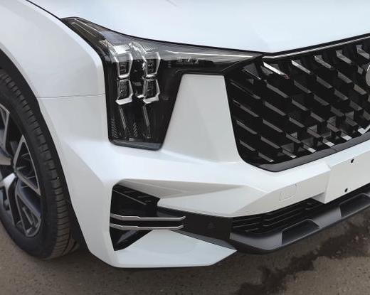Gac GS8 или Geely Monjaro? На канале «Клубный сервис» сравнили два китайских автомобиля